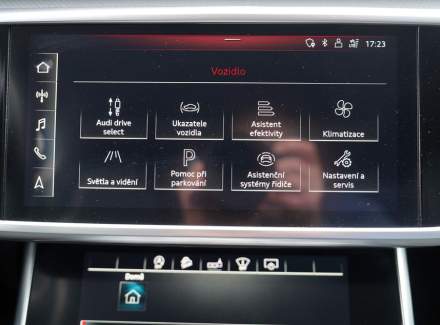 Audi - A6