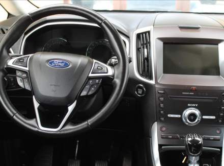 Ford - S-MAX