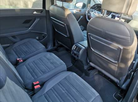 Volkswagen - Touran