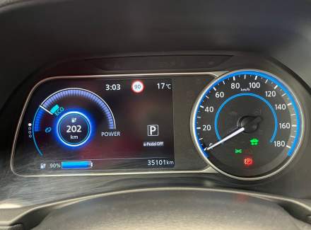 Nissan - Leaf