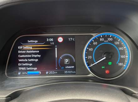 Nissan - Leaf