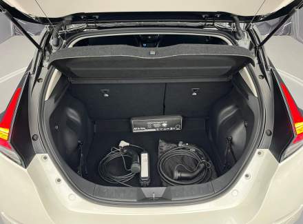 Nissan - Leaf