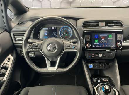 Nissan - Leaf