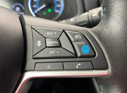 Nissan - Leaf