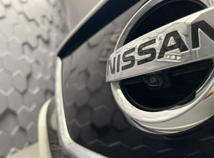 Nissan - Leaf