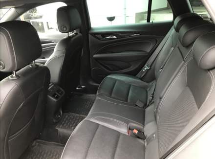 Opel - Insignia