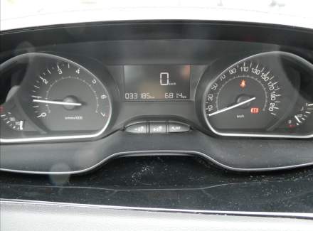 Peugeot - 208