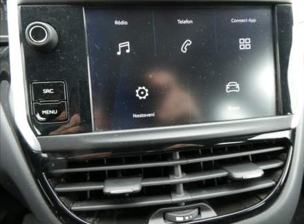 Peugeot - 208