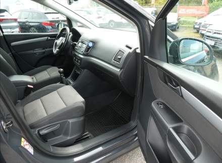 Volkswagen - Sharan