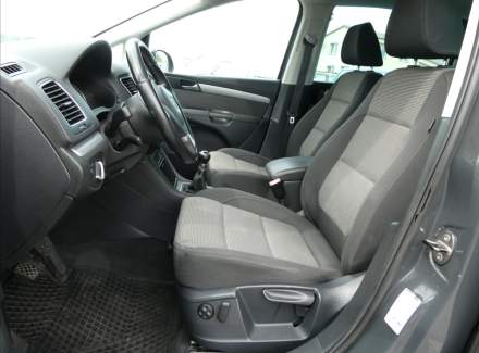 Volkswagen - Sharan