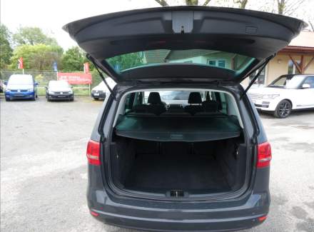 Volkswagen - Sharan