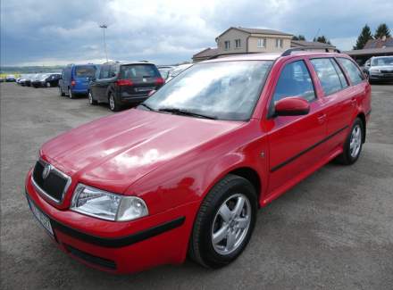 Škoda - Octavia