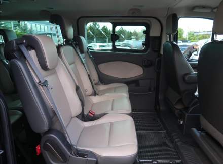 Ford - Tourneo Custom