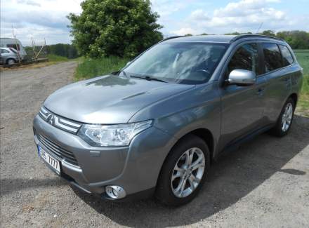 Mitsubishi - Outlander