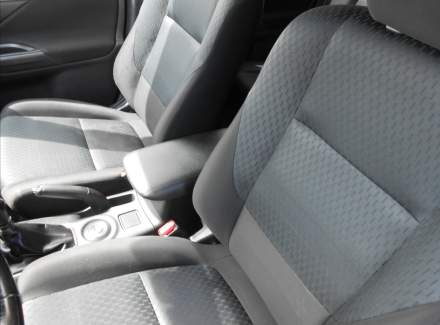 Mitsubishi - Outlander