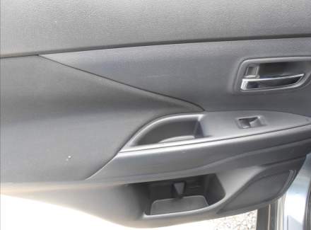 Mitsubishi - Outlander