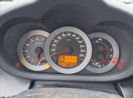 Toyota - RAV 4