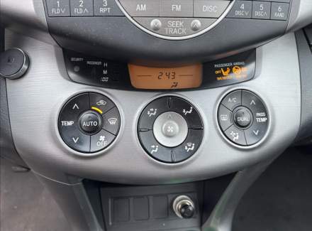 Toyota - RAV 4