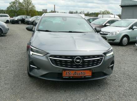 Opel - Insignia