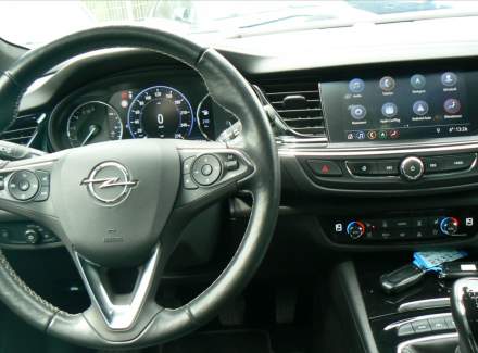 Opel - Insignia