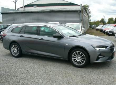 Opel - Insignia