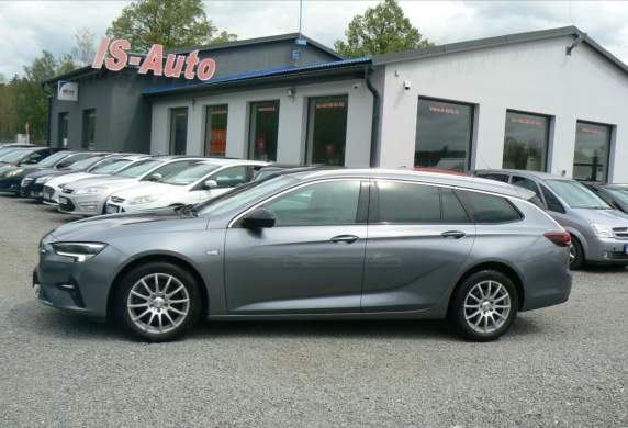 Opel - Insignia