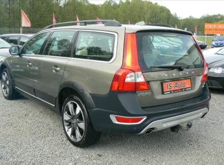 Volvo - XC70