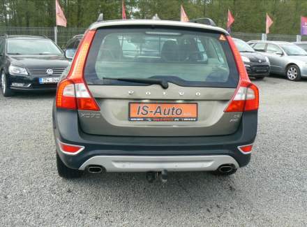 Volvo - XC70