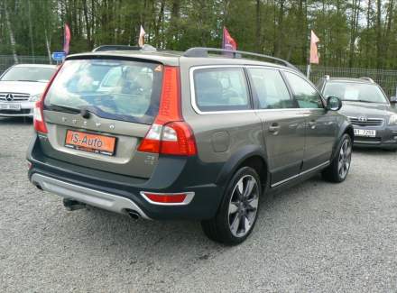 Volvo - XC70