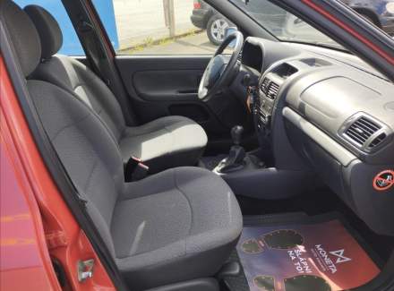 Renault - Clio