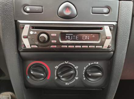 Renault - Clio