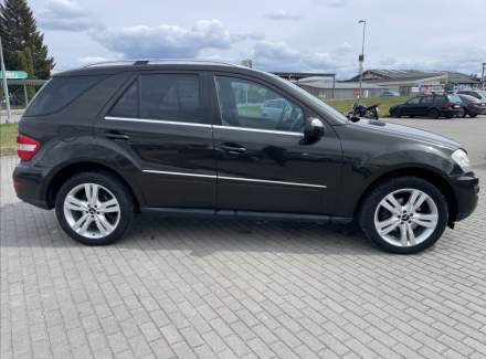 Mercedes-Benz - M-class