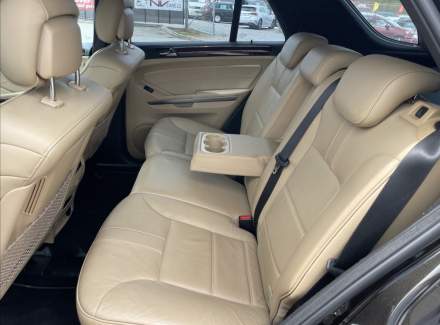 Mercedes-Benz - M-class