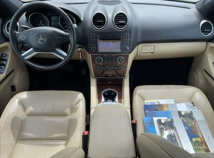 Mercedes-Benz - M-class