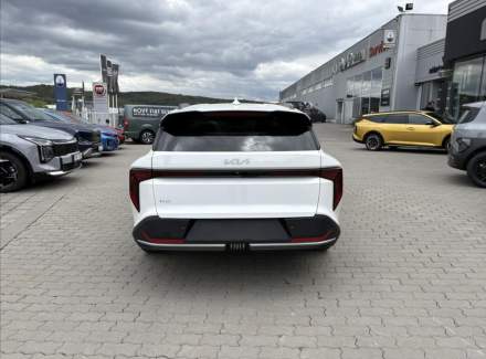 Kia - Avella