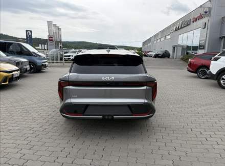 Kia - Avella