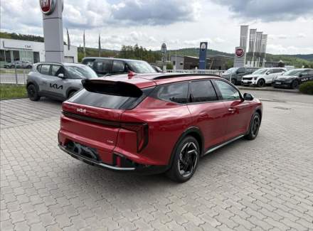 Kia - Avella