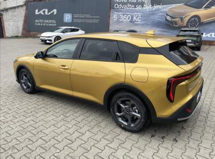 Kia - K4