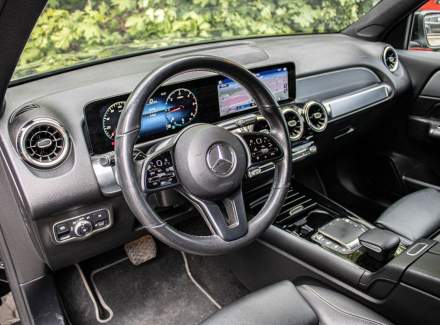 Mercedes-Benz - GLB