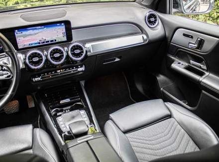 Mercedes-Benz - GLB