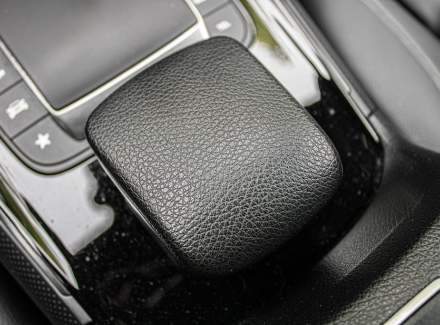 Mercedes-Benz - GLB