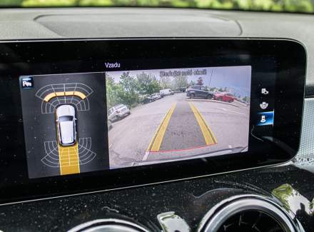 Mercedes-Benz - GLB