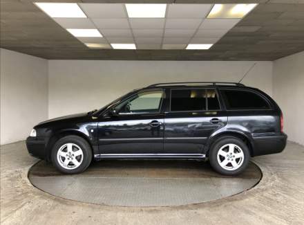 Škoda - Octavia