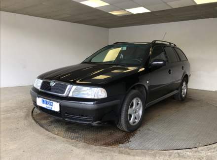Škoda - Octavia