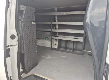Volkswagen - Transporter 2.0 TDI (110 Hp) L1H1
