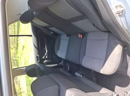 Volkswagen - Golf 1.4 16V (75 Hp)