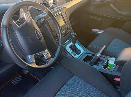 Ford - S-MAX