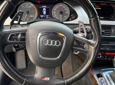 Audi - S4