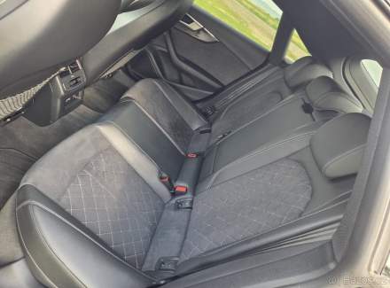 Audi - S5