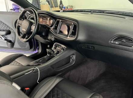 Dodge - Challenger